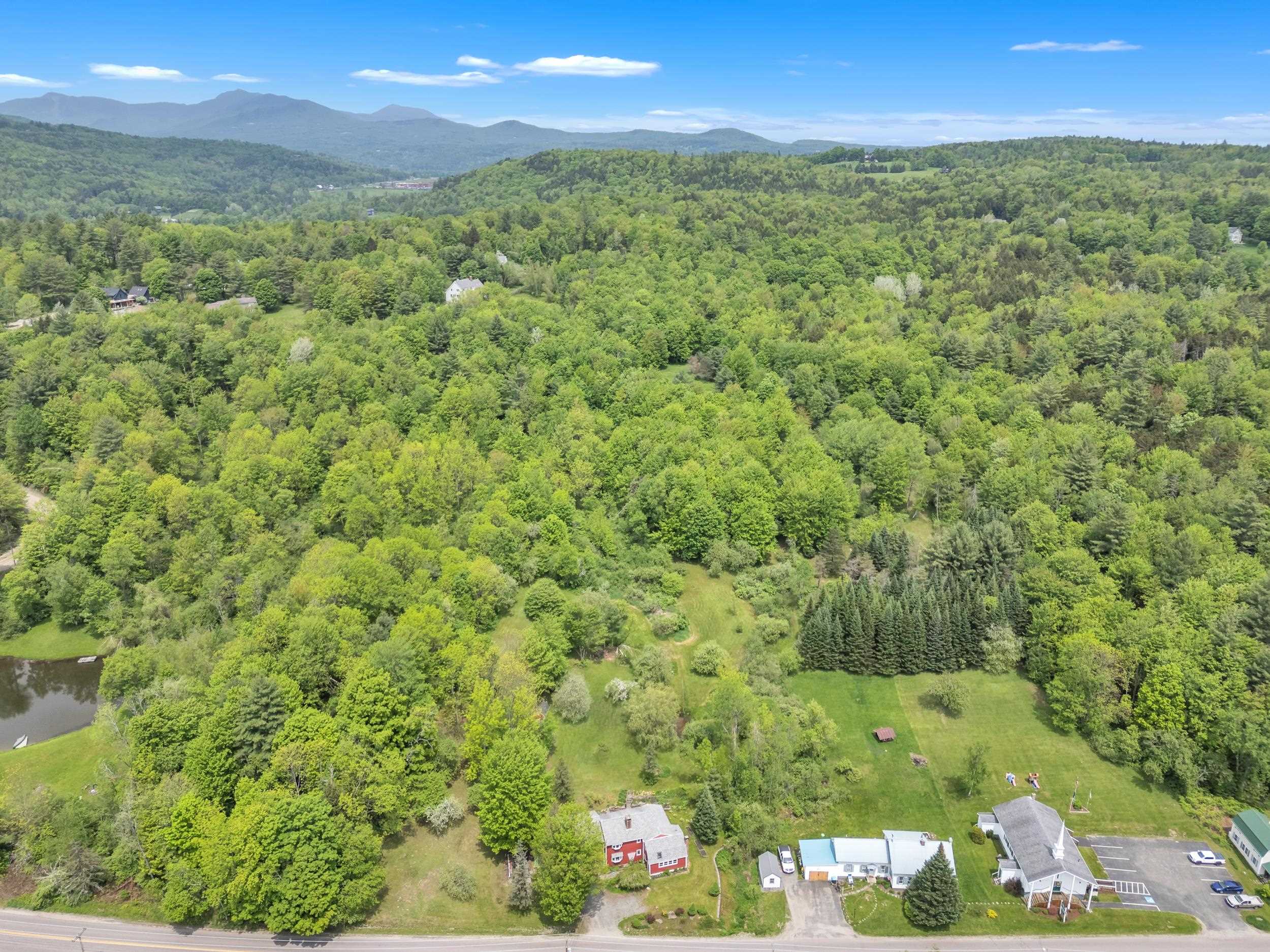904 Moscow Road Stowe, VT 05672 - Photo 5 of 55