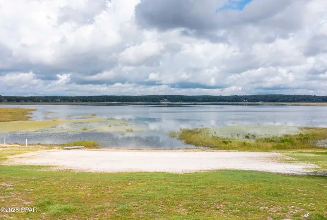 $245,000 | 3449 Lucas Lake Road, Chipley, FL 32428