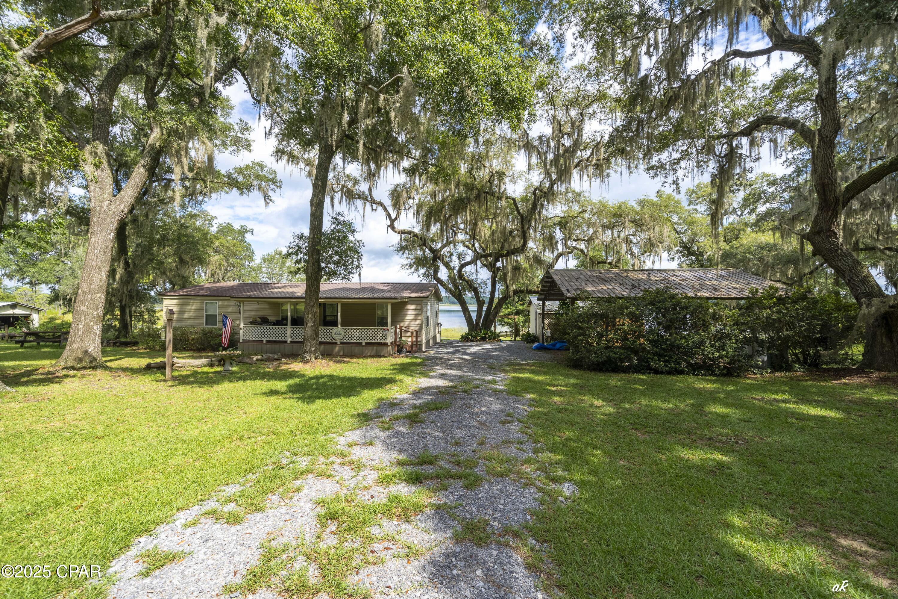 3449 Lucas Lake Road Chipley, FL 32428 - Photo 4 of 47