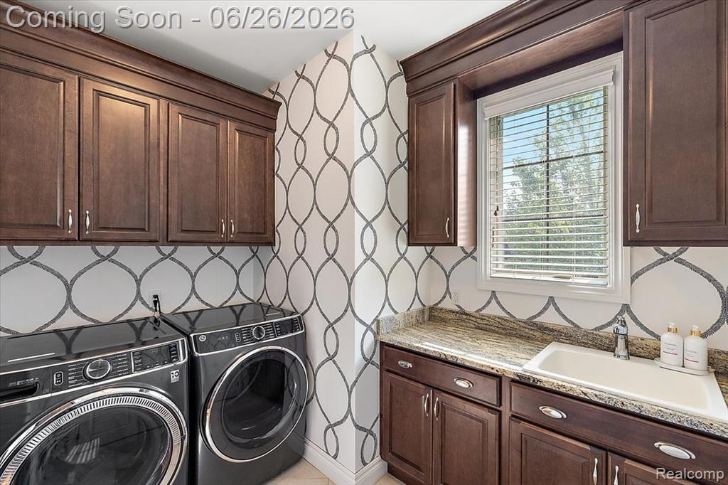 3071 Emeraude Court Rochester, MI 48306 - Photo 22 of 60