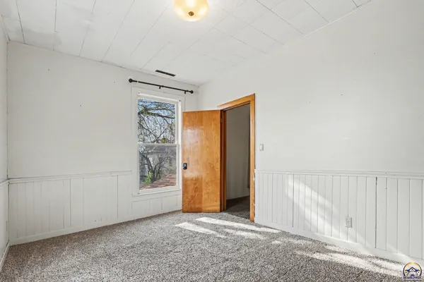 $174,900 | 808 Mechanic Street, Emporia, KS 66801