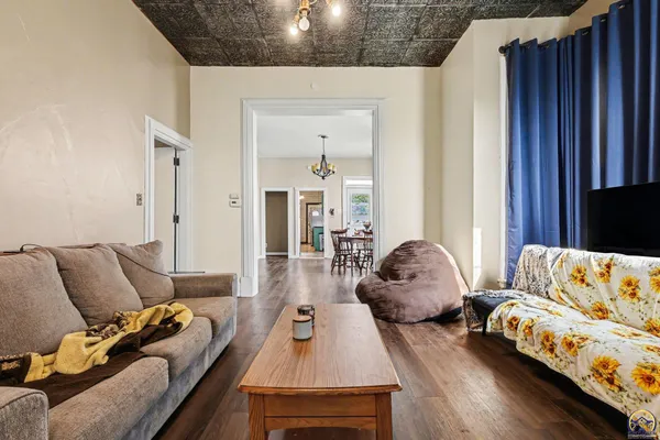 $174,900 | 808 Mechanic Street, Emporia, KS 66801