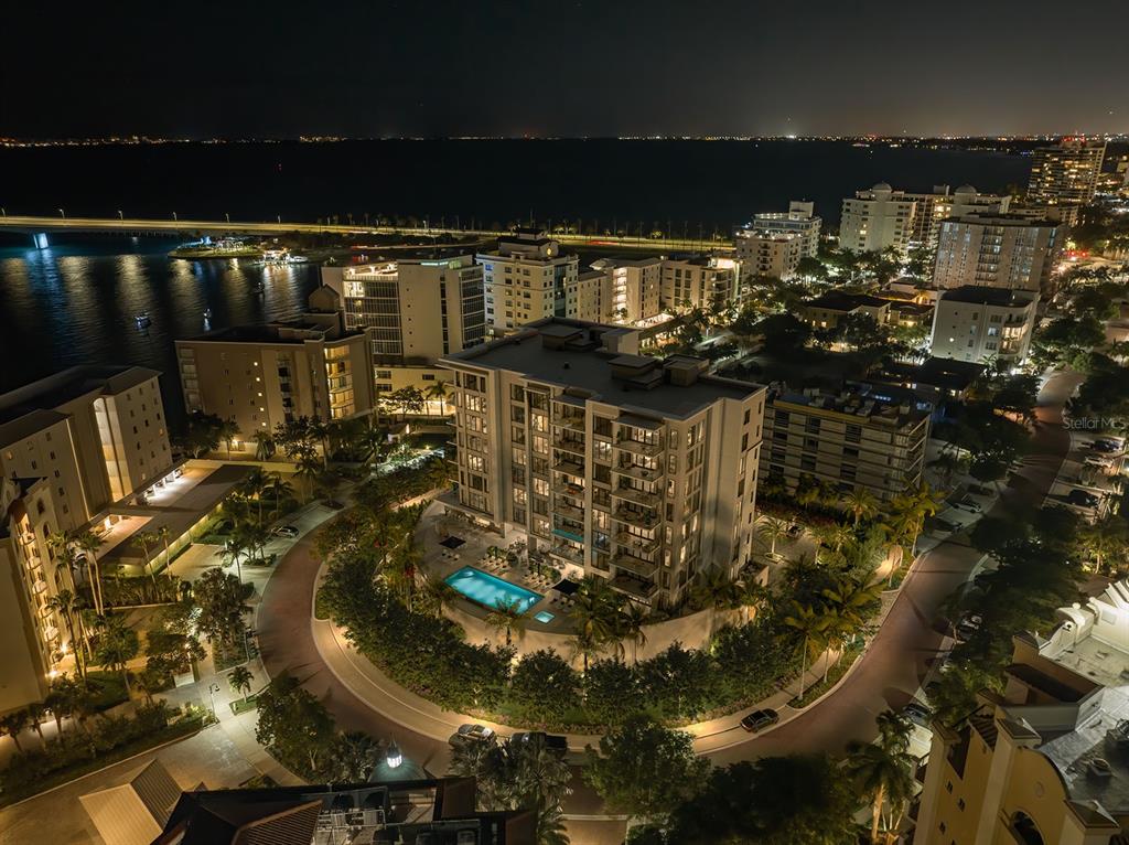 325 Golden Gate Point, Unit 1002 Sarasota, FL 34236 - Photo 3 of 20