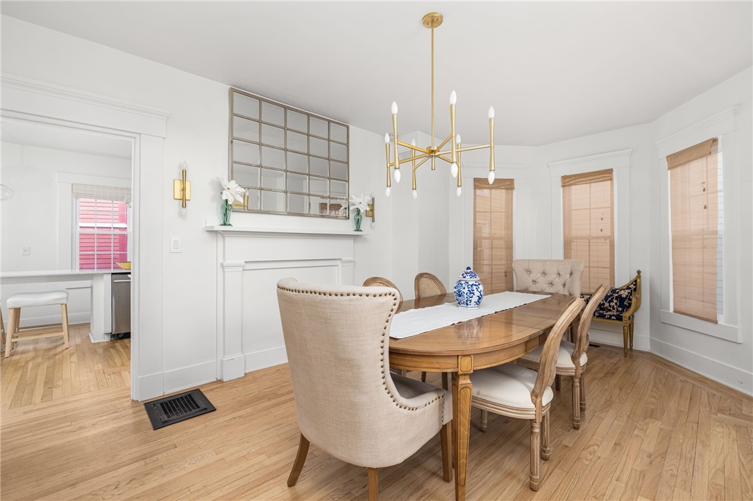 17 Old Beach Road Newport, RI 02840 - Photo 8 of 42