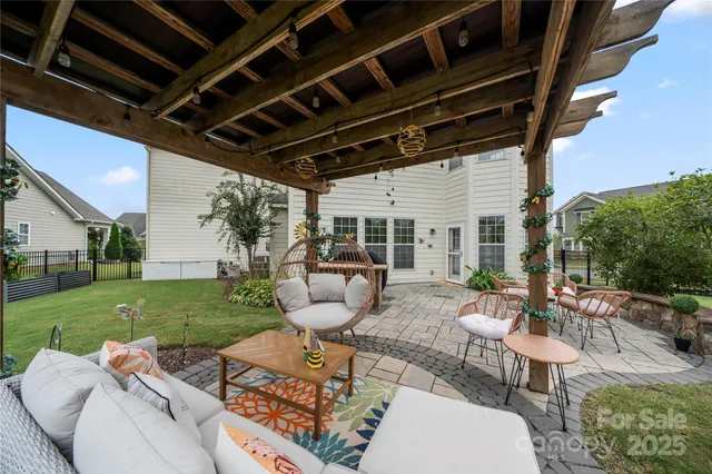 $615,000 | 13929 Tilesford Lane, Huntersville, NC 28078