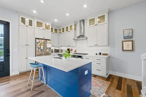 $1,150,000 | 1201 West 39th 1/2 Street, Unit B, Austin, TX 78756