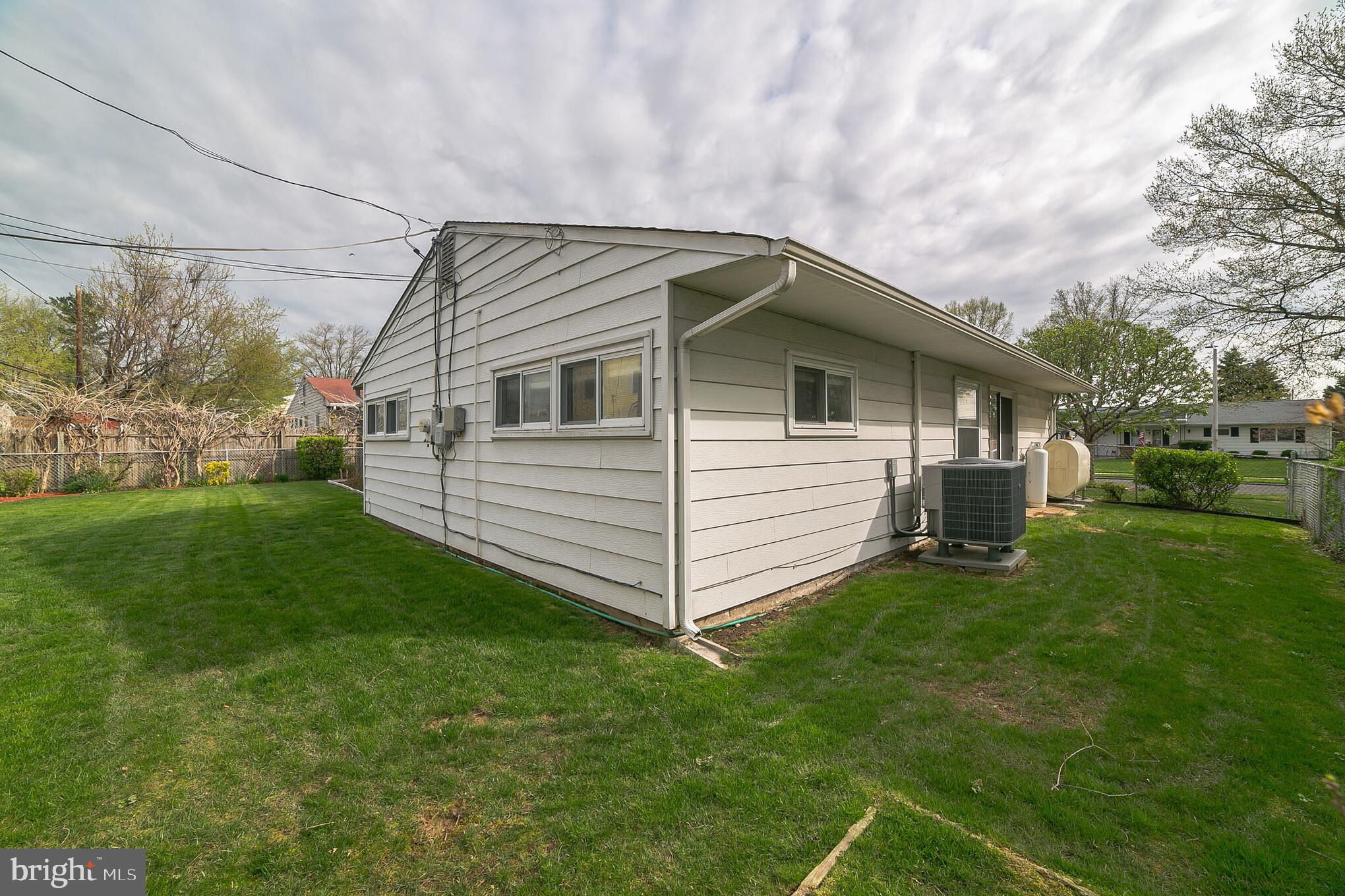 45 Bittersweet Road Levittown, PA 19057 - Photo 28 of 29 Gallery Image 28