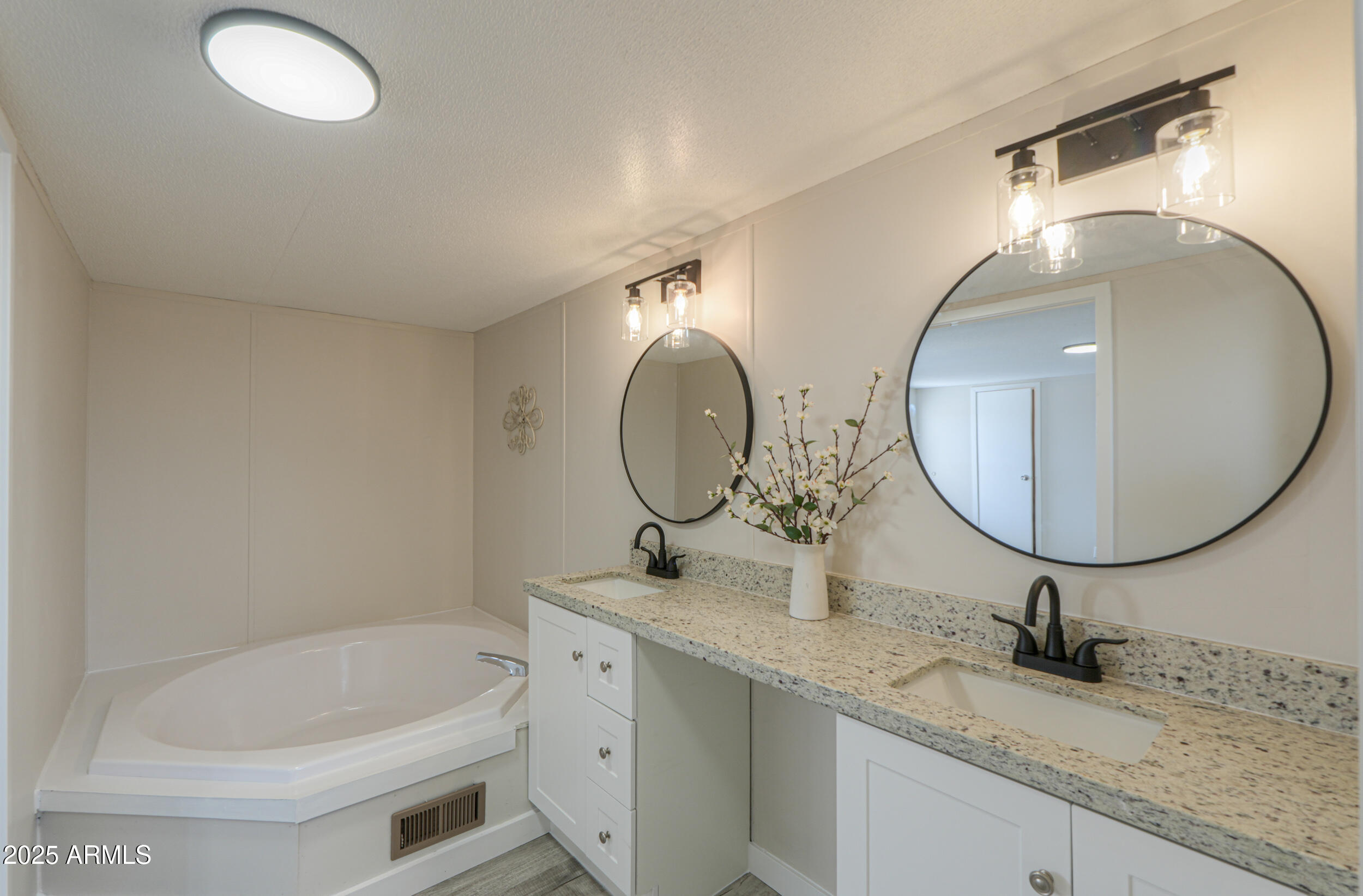 53974 West Barrel Road Maricopa, AZ 85139 - Photo 30 of 57 31