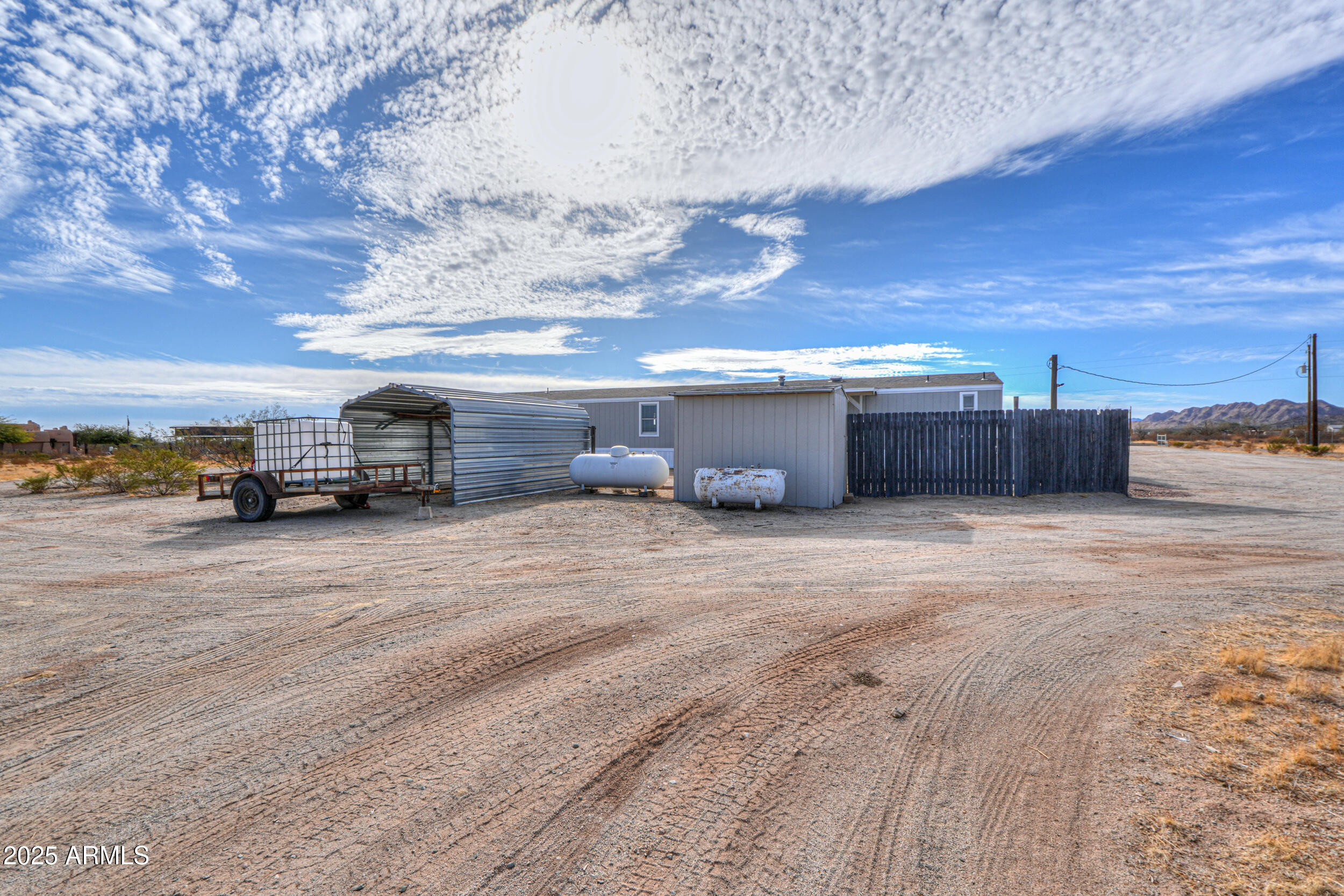 53974 West Barrel Road Maricopa, AZ 85139 - Photo 39 of 57 40