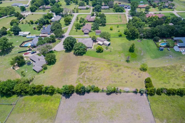 $310,000 | 7 Greenfield Way, Lucas, TX 75098