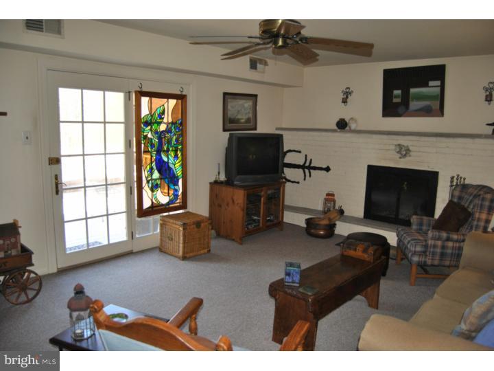 915 Union Meeting Road Blue Bell, PA 19422 - Photo 11 of 25 Family Room