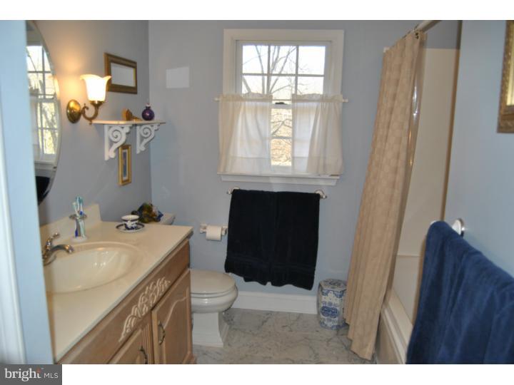 915 Union Meeting Road Blue Bell, PA 19422 - Photo 17 of 25 Bathroom