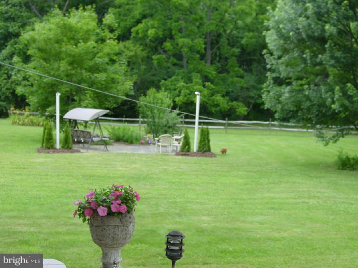 915 Union Meeting Road Blue Bell, PA 19422 - Photo 23 of 25 Gallery Image 23