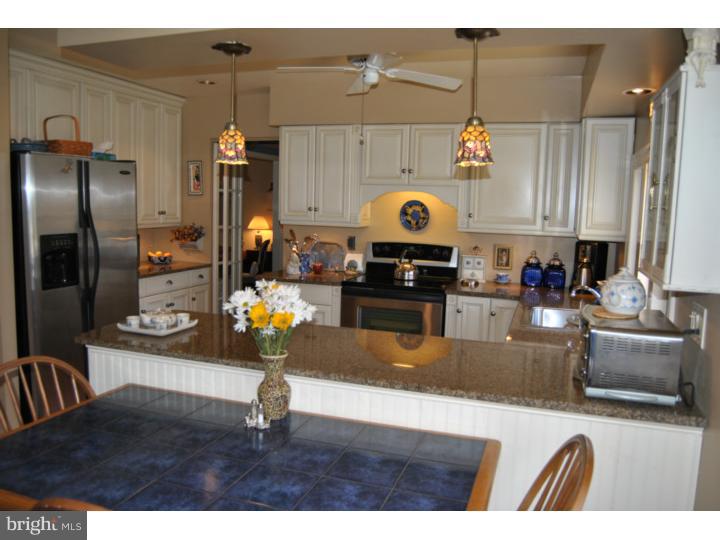 915 Union Meeting Road Blue Bell, PA 19422 - Photo 4 of 25 Kitchen