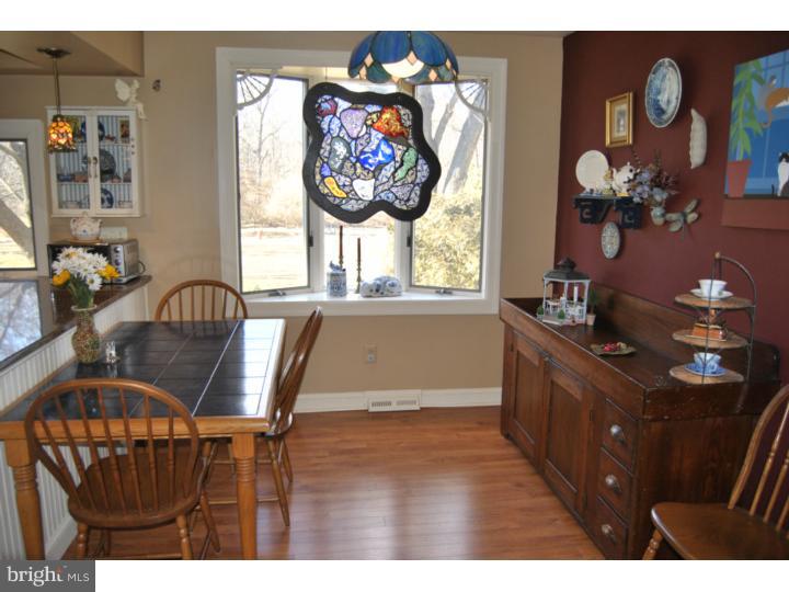 915 Union Meeting Road Blue Bell, PA 19422 - Photo 6 of 25 Breakfast Room
