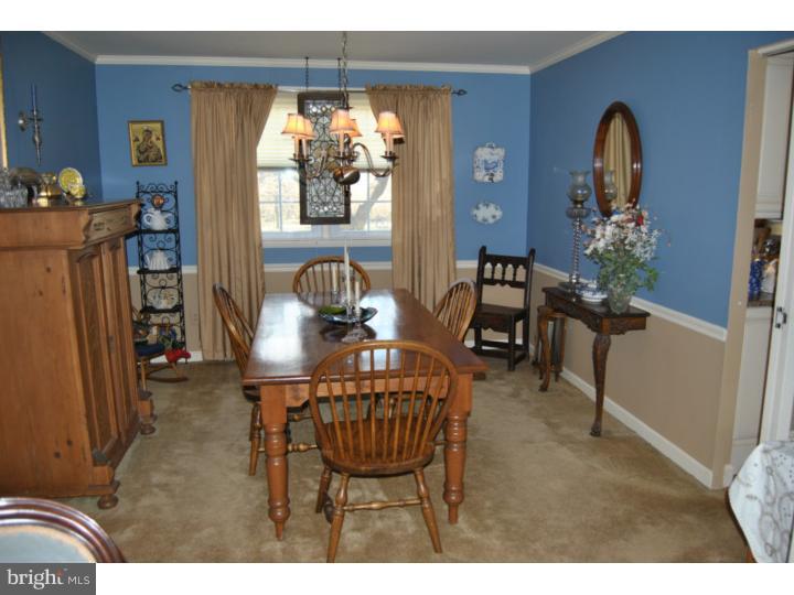 915 Union Meeting Road Blue Bell, PA 19422 - Photo 7 of 25 Dining Room
