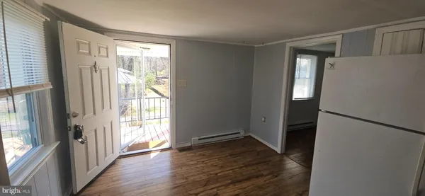$1,400 | 1057 Foreman Lane, Winchester, VA 22603