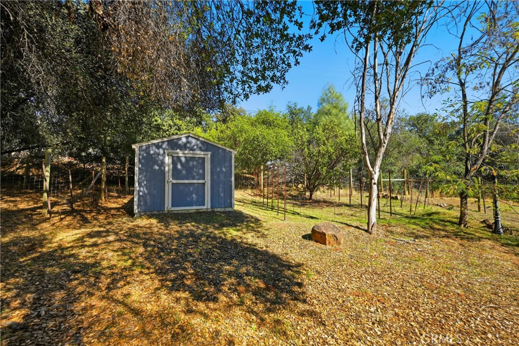 18168 Deer Hill Road Hidden Valley Lake, CA 95467 - Photo 33 of 35