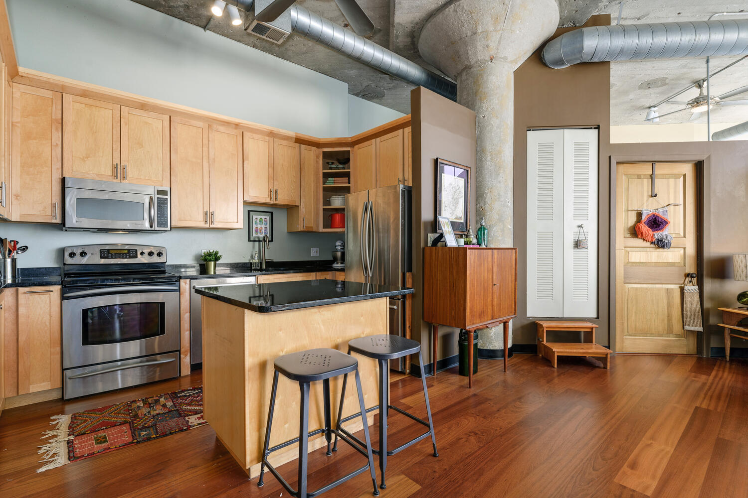 1800 West Roscoe Street, Unit 333 Chicago, IL 60657 - Photo 12 of 24
