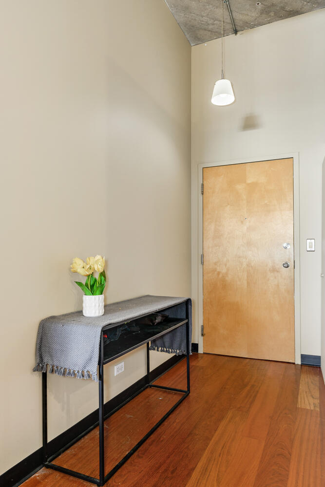 1800 West Roscoe Street, Unit 333 Chicago, IL 60657 - Photo 15 of 24