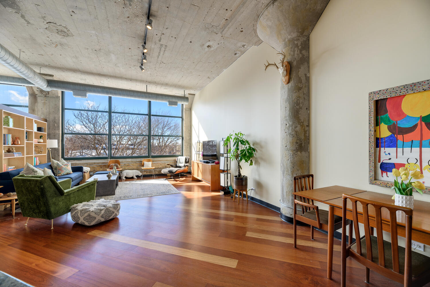 1800 West Roscoe Street, Unit 333 Chicago, IL 60657 - Photo 4 of 24