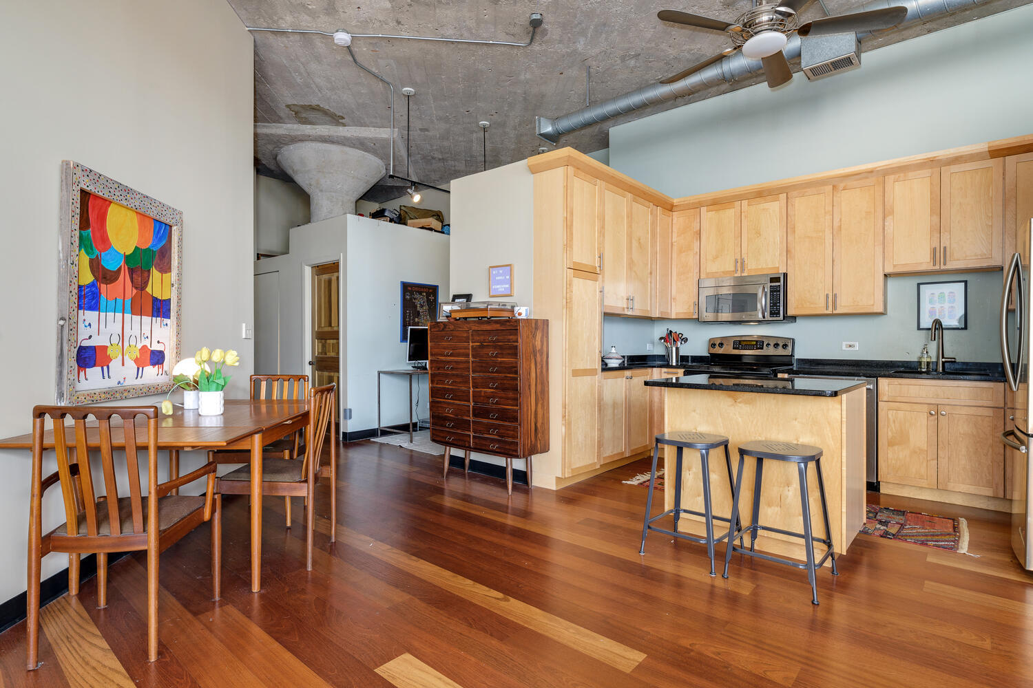 1800 West Roscoe Street, Unit 333 Chicago, IL 60657 - Photo 5 of 24