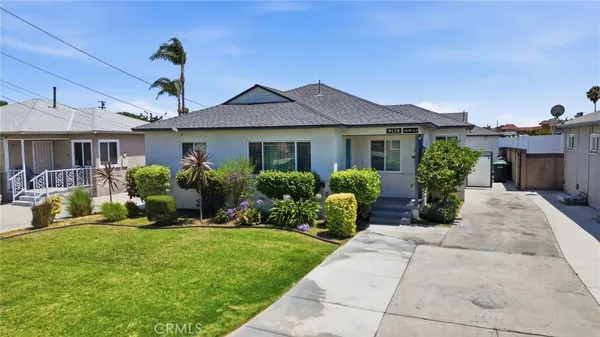 $1,270,000 | 9138 Rendalia Street, Bellflower, CA 90706