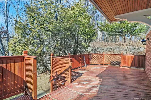 $4,200 | 81 Opper Road, Stamford, CT 06903