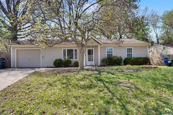 $219,900 | 1813 Miller Drive, Lawrence, KS 66044