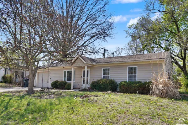 $219,900 | 1813 Miller Drive, Lawrence, KS 66044