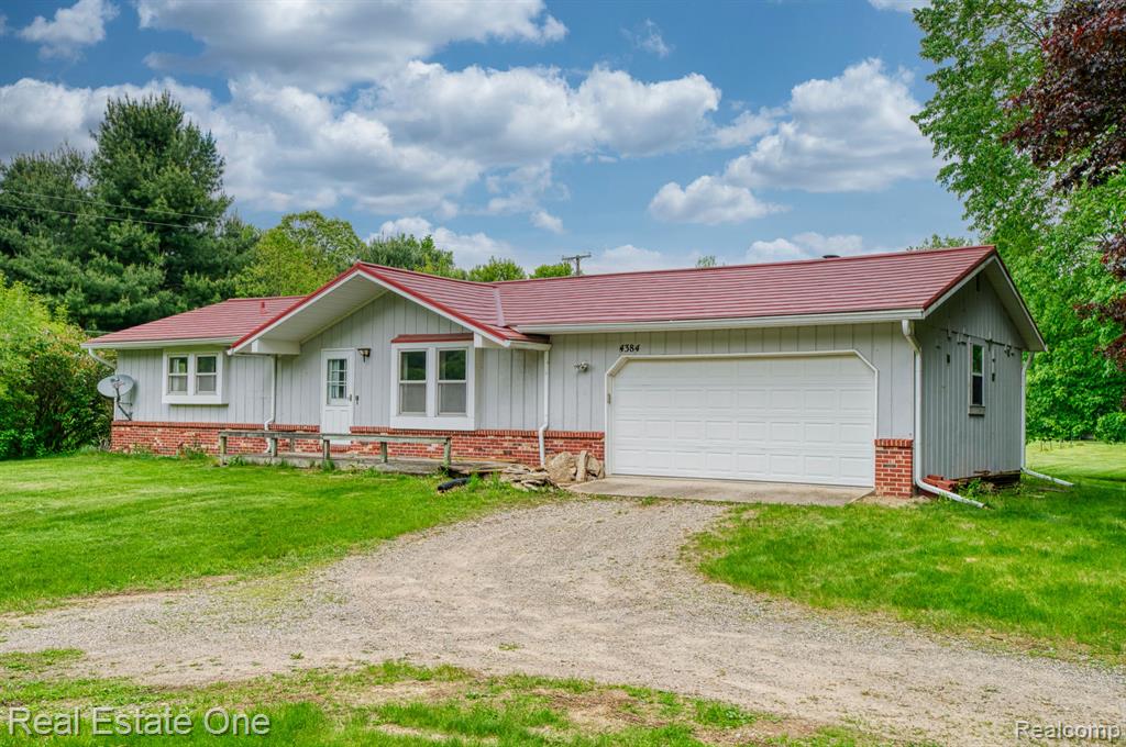 4384 Dexter-Pinckney Road Dexter, MI 48130 - Photo 2 of 20 Gallery Image 2