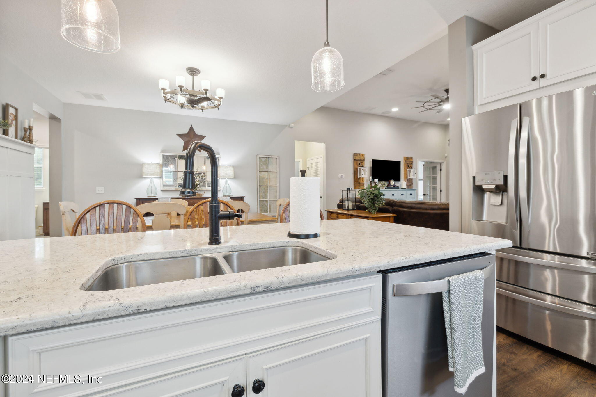 180 Tarklin Road St. Johns, FL 32259 - Photo 17 of 87 Center Island with Breakfast Counter