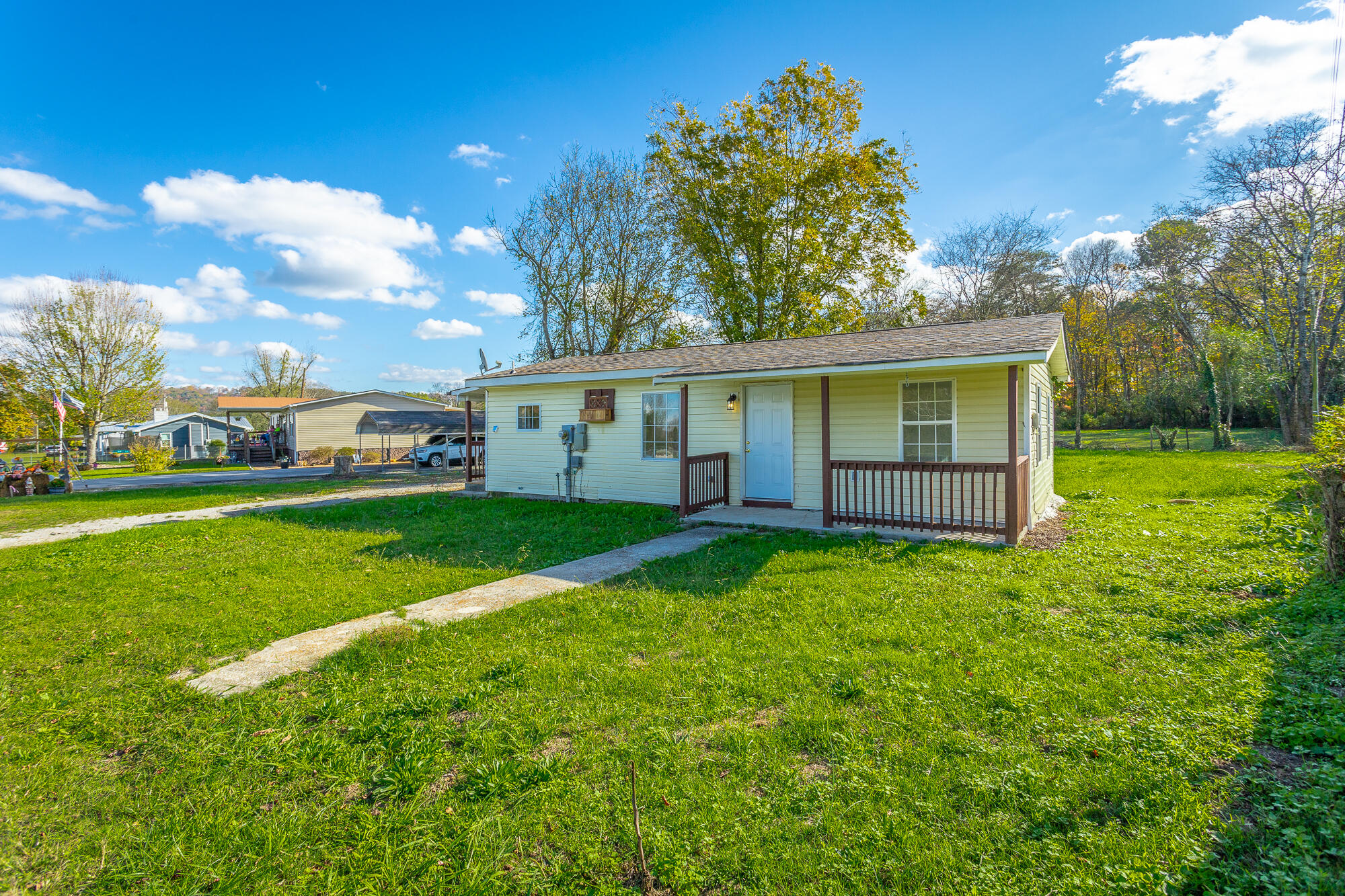 601 Long Street Dayton, TN 37321 - Photo 2 of 17 Front