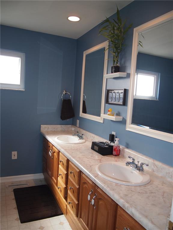 936 Lindsay Road Carnegie, PA 15106 - Photo 13 of 25 Huge master bath with double sink vanity.