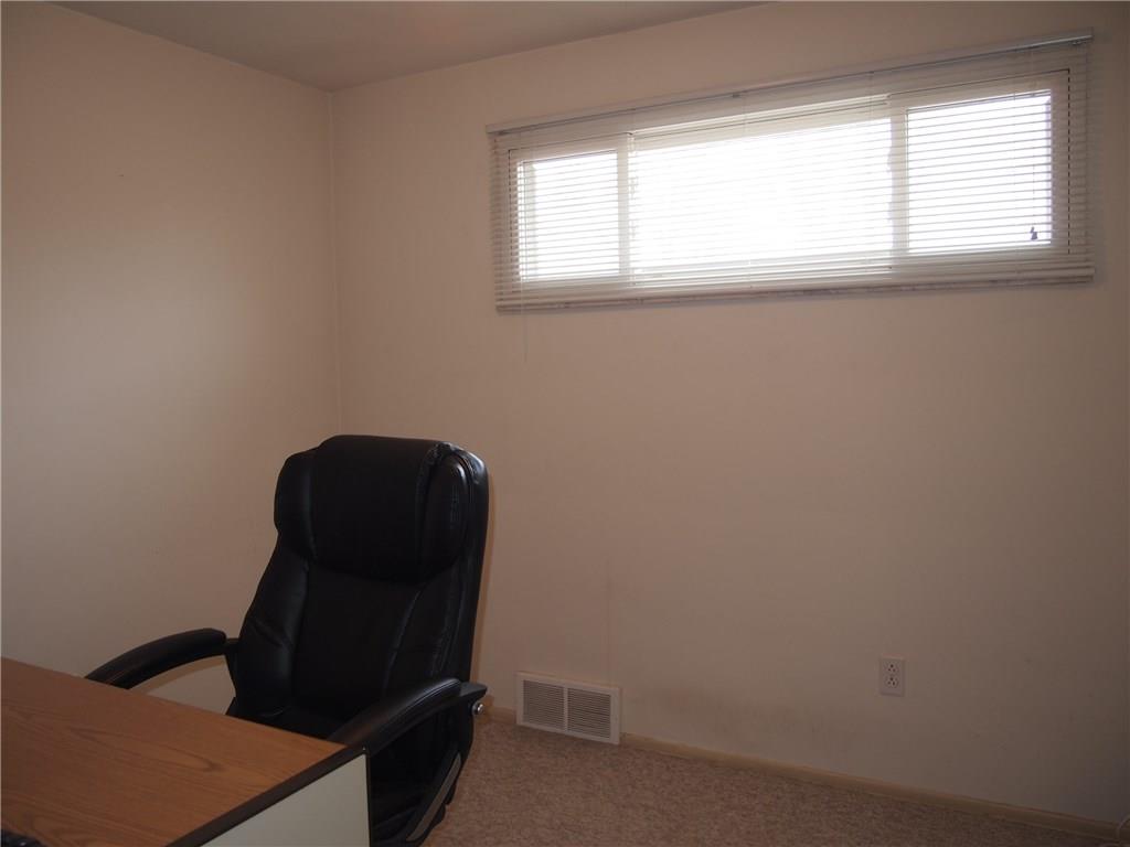 936 Lindsay Road Carnegie, PA 15106 - Photo 20 of 25 4th bedroom makes a great nursery or home office, also has small closet and new window.