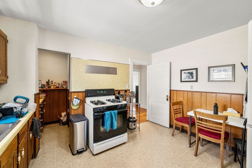 83-85 Cresthill Road Boston, MA 02135 - Photo 27 of 42