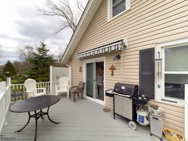 $499,900 | 26 Bellows Lane, Montville, NJ 07082