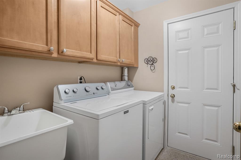 801 Chelsea Ridge Court Howell, MI 48843 - Photo 12 of 21