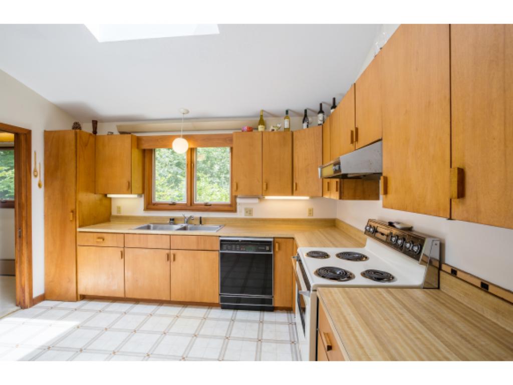 25 Haskins Road Hanover, NH 03755 - Photo 4 of 19