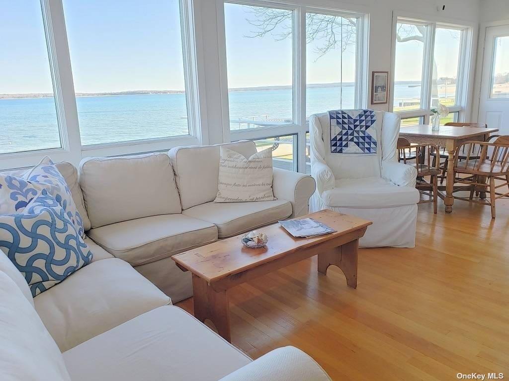 11 Beach Road Riverhead, NY 11947 - Photo 15 of 34 Gallery Image 15