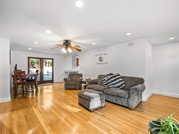 $689,900 | 43 Moon Road, Lynn, MA 01904