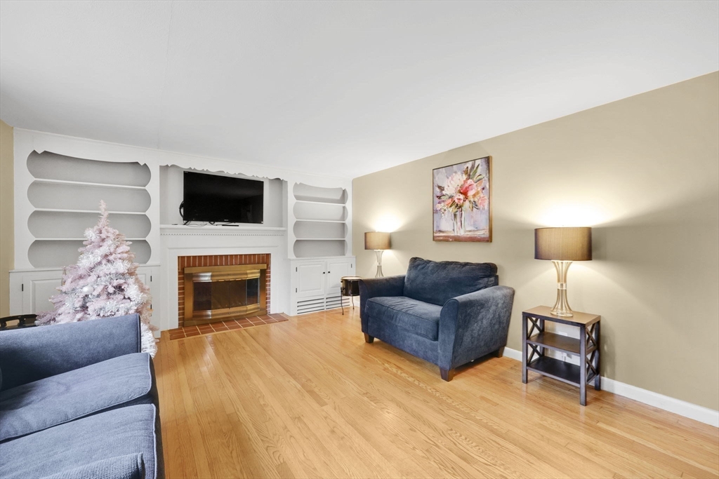 101 Fenimore Boulevard Springfield, MA 01108 - Photo 13 of 28
