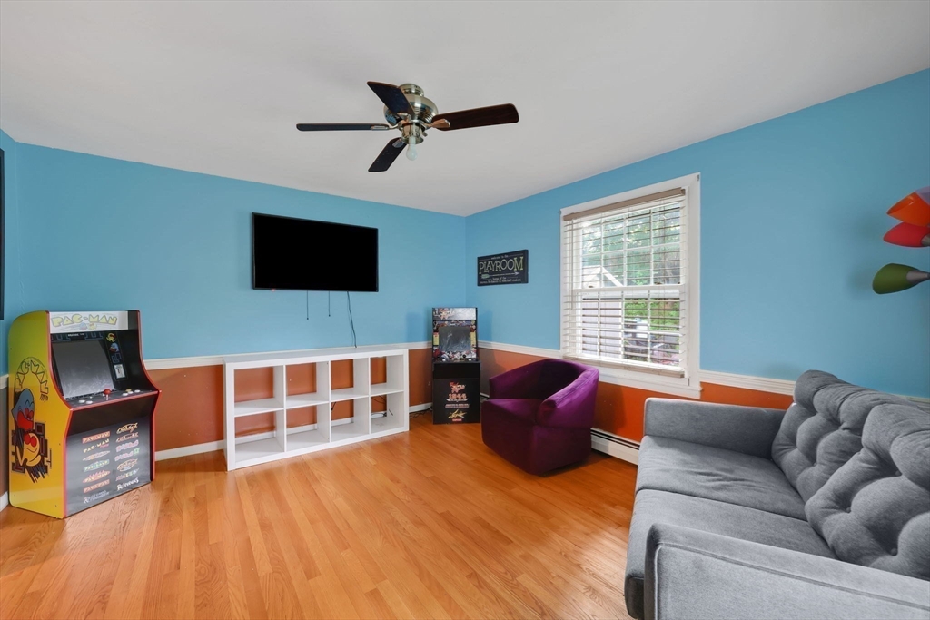 101 Fenimore Boulevard Springfield, MA 01108 - Photo 8 of 28
