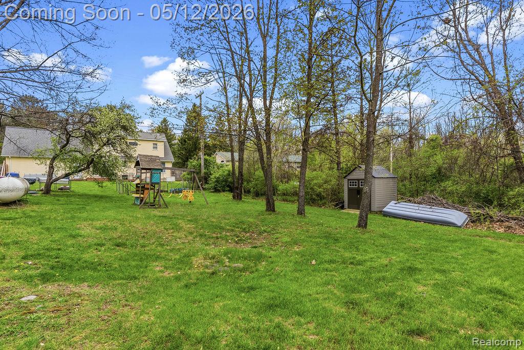 11550 Silver Lake Road Byron, MI 48418 - Photo 38 of 44