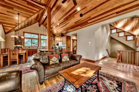 $1,394,000 | 12712 Zurich Place, Truckee, CA 96161