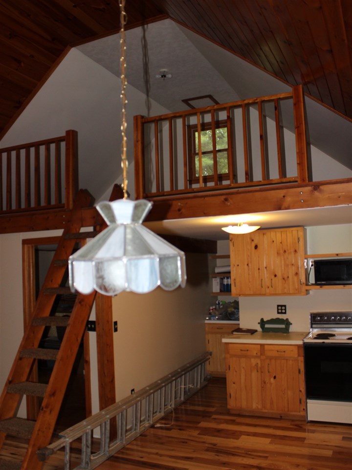 514 Holland Hill Road Putney, VT 05346 - Photo 8 of 12