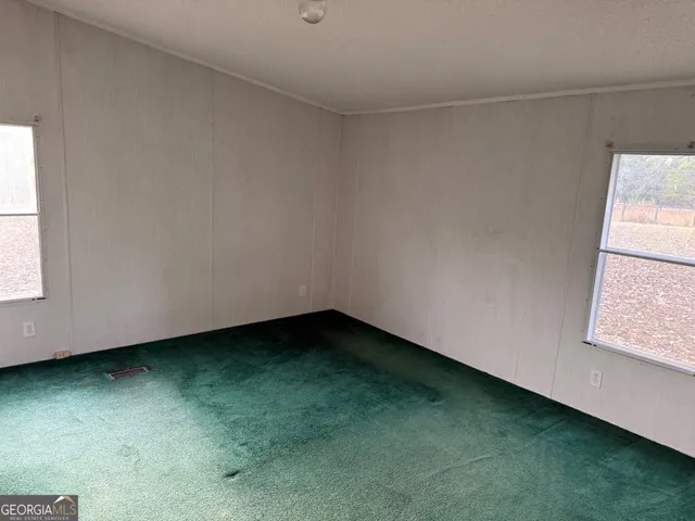 $1,500 | 415 McIntosh Trail, Senoia, GA 30276