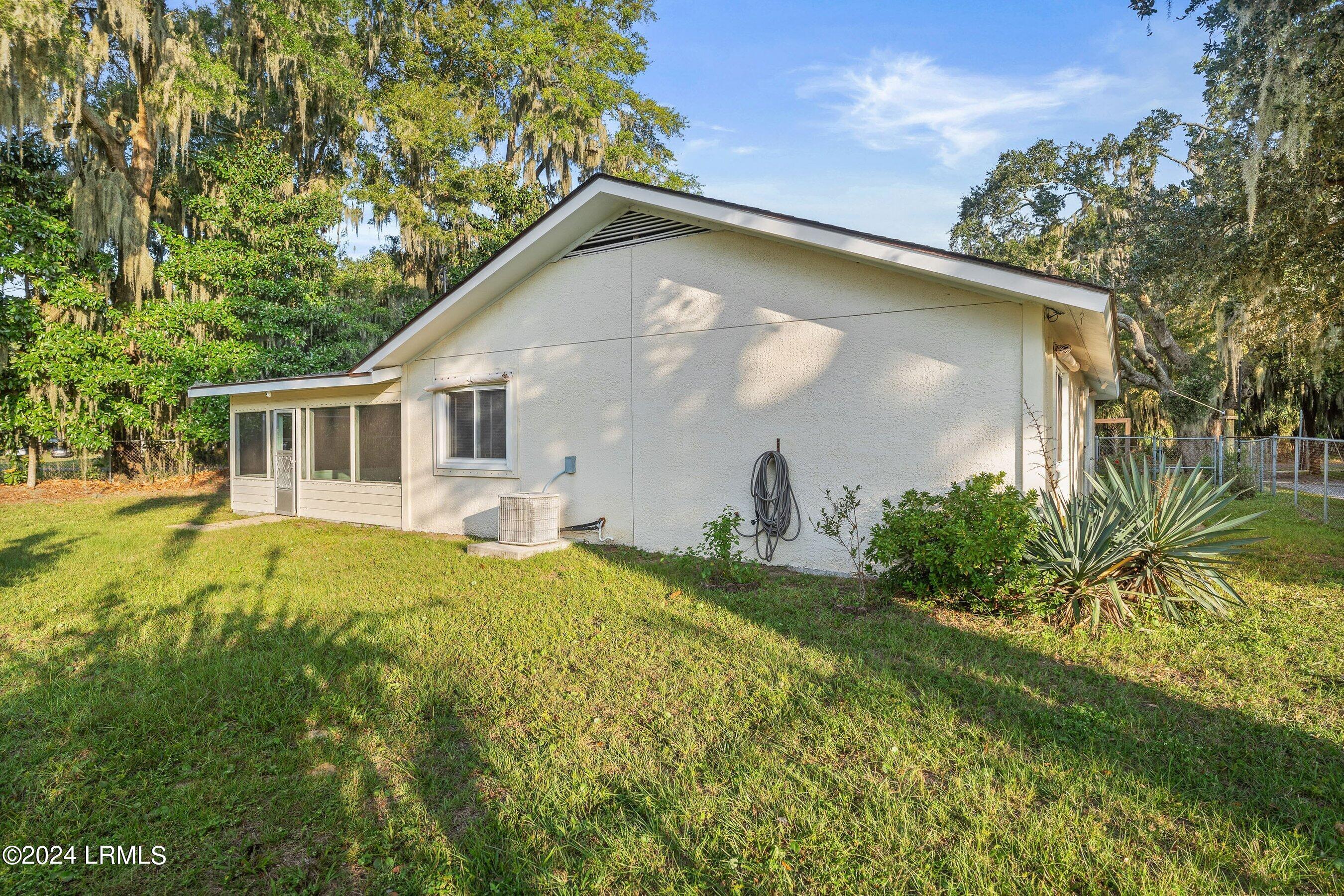 1510 Old Shell Road Port Royal, SC 29935 - Photo 27 of 43 DSC06165-120.jpg-SMALL