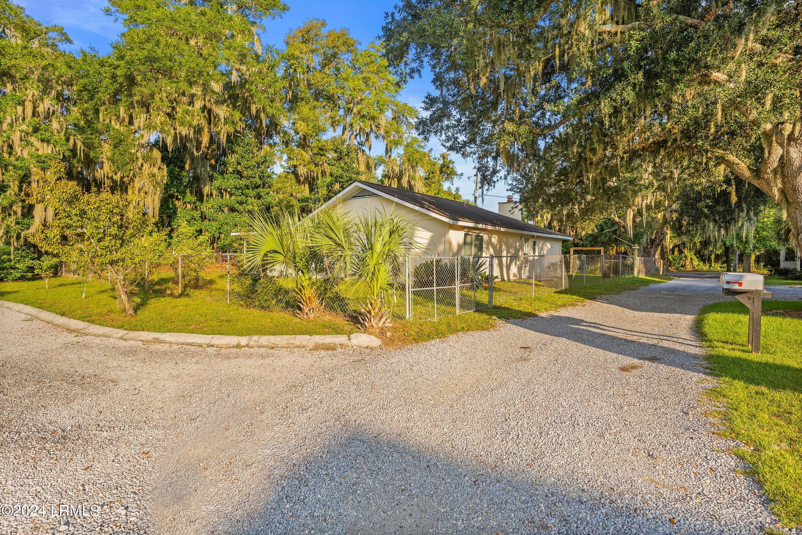 1510 Old Shell Road Port Royal, SC 29935 - Photo 31 of 43 DSC06235-185.jpg-SMALL