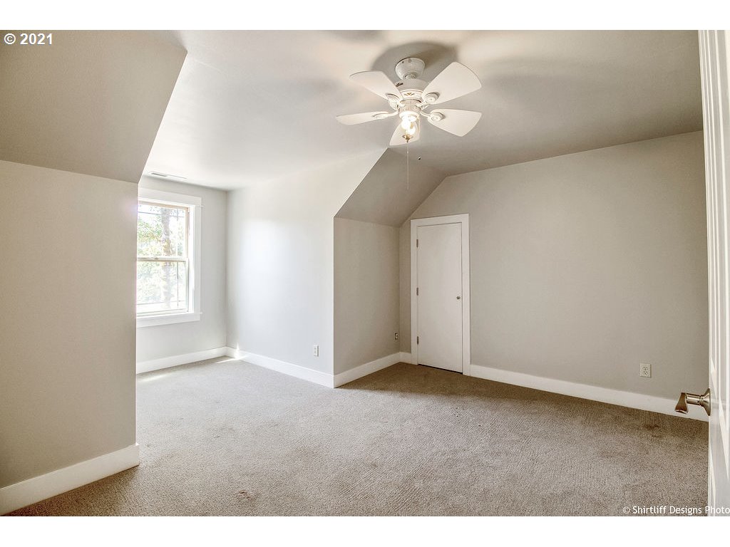 38636 Pengra Road Fall Creek, OR 97438 - Photo 23 of 32 a view of an empty room with a window
